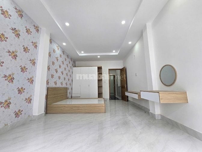 SIÊU PHẨM MỚI-ĐÚc 5 Tầng-HXH Giải Phóng-Tân Bình.DT 3.8x16-nhỉnh 10 TỶ