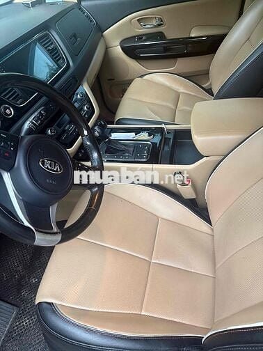 Kia Sedona 2016 Xăng Tự động 7 chỗ Đen