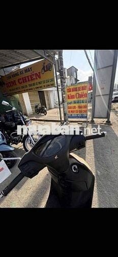 Honda Vision Vàng kem