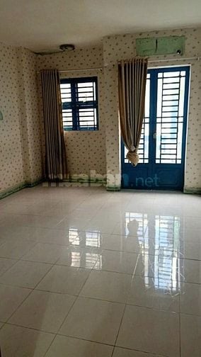 Cho thuê nhà nguyên căn, số 384/24 Lý Thái Tổ, trung tâm Quận 10