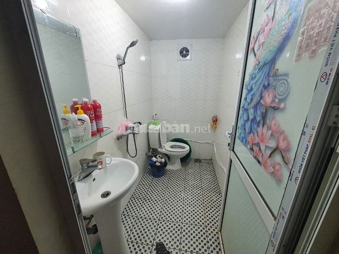 MỚI! CHO THUÊ NHÀ HỒ LINH ĐÀM, NỘI THẤT XỊN, Ô TÔ ĐỖ CỬA, 2.5 TR/ THÁN