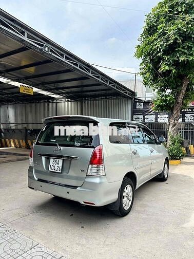 Toyota Innova 2.0G 2009 Số sàn Bạc