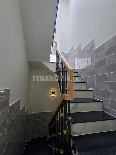 nhỉnh 6 tỷ- Siêu Phẩm ĐÚc 3 Lầu MỚI ngay LÝ Thường Kiệt- Tân Bình