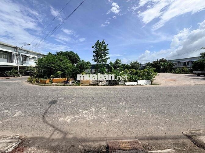 Bán căn hộ chung cư thu nhập thấp 103 m2