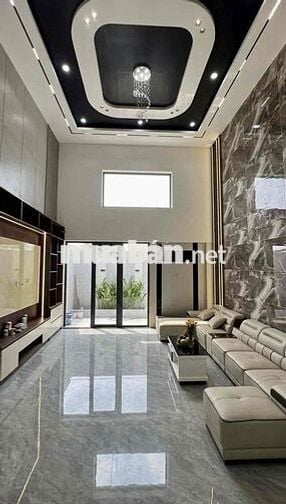 NHÀ PHỐ 4 LẦU- Full NỘI THẤT- GẦN CHỢ ĐẦU MỐI- HÓC MÔN