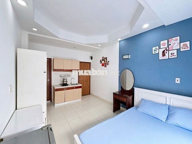 Studio cửa sổ trời có thang máy - Trần Minh Quyền cạnh ViệtNam Quốc Tự