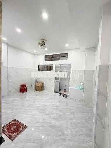 MẶT TIỀN TRẦN MINH QUYỀN GIÁ TỐT CÓ THANG MÁY