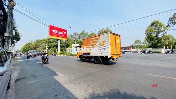Cho thuê nhà mặt tiền Phạm Văn Thuận giá 17 triệu ngay quảng trường 