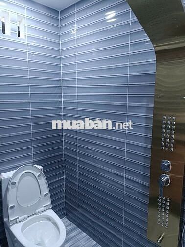 Nhà mới xây hoàn thiện, kèm nội thất,