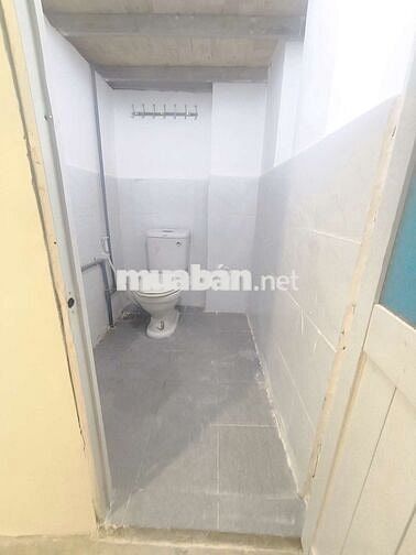 PHÒNG TRỌ CÓ GÁC GIÁ RẺ GẦN CHỢ ĐẦU MỐI