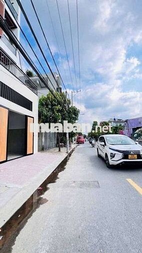 Siêu Phẩm 5m x 22m. 3 Tầng Ô Thang Máy Mặt Tiền Nhánh Thạnh Xuân 25