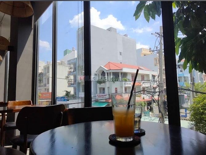 Sang nhượng quán Cafe máy lạnh căn góc 3 mặt tiền Đặng Văn Sâm-sân bay