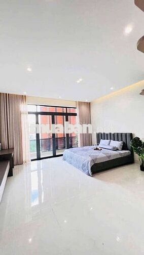 Siêu Phẩm 5m x 22m. 3 Tầng Ô Thang Máy Mặt Tiền Nhánh Thạnh Xuân 25