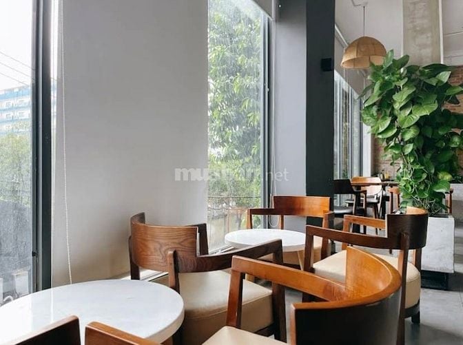 Sang nhượng quán Cafe máy lạnh căn góc 3 mặt tiền Đặng Văn Sâm-sân bay