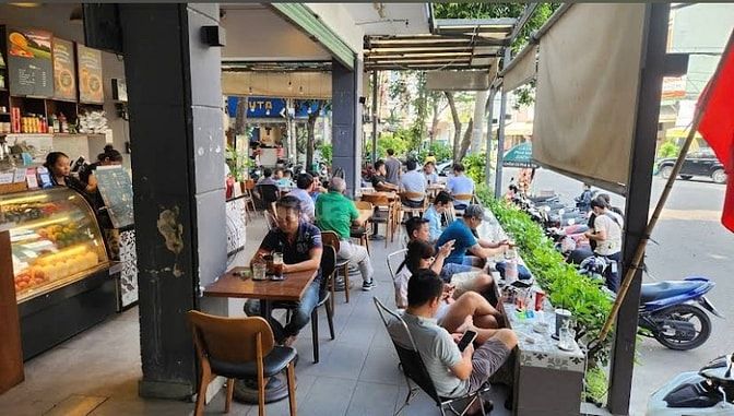 Sang nhượng quán Cafe máy lạnh căn góc 3 mặt tiền Đặng Văn Sâm-sân bay