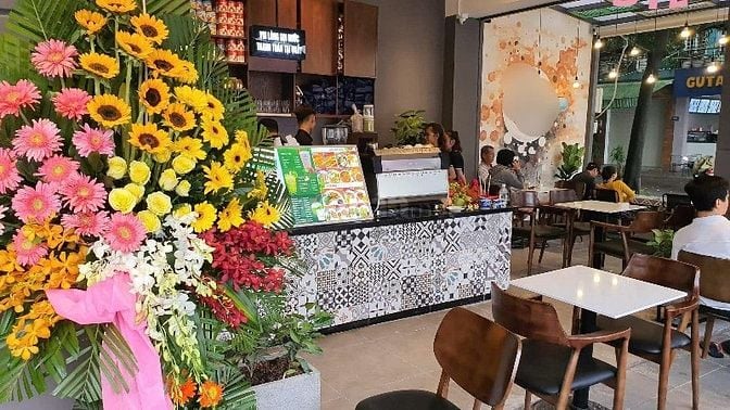 Sang nhượng quán Cafe máy lạnh căn góc 3 mặt tiền Đặng Văn Sâm-sân bay