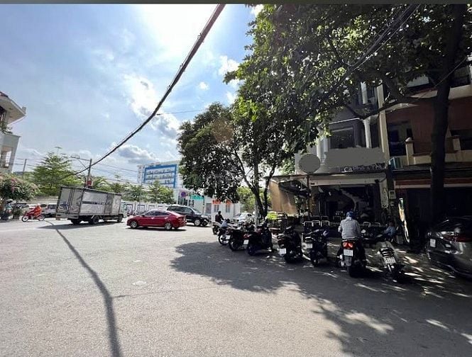 Sang nhượng quán Cafe máy lạnh căn góc 3 mặt tiền Đặng Văn Sâm-sân bay