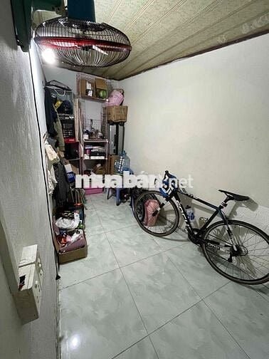 Chính chủ cho thuê nhà cấp 4 P.Bình Trị Đông hẻm xe hơi