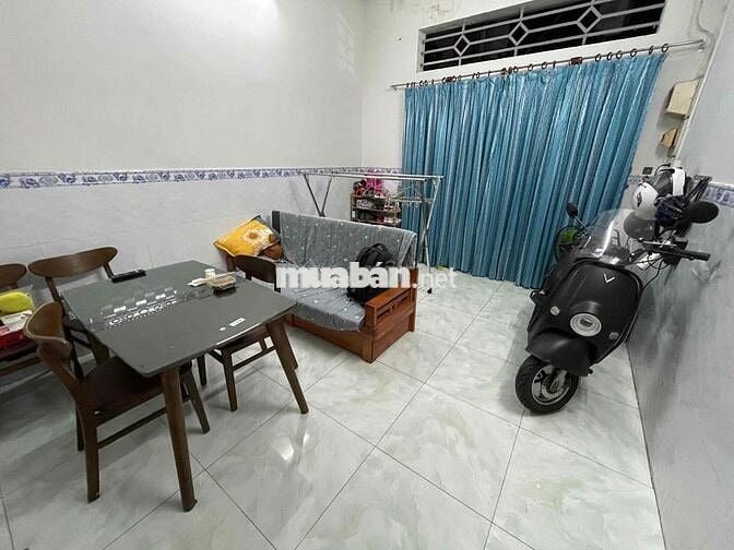 Chính chủ cho thuê nhà cấp 4 P.Bình Trị Đông hẻm xe hơi