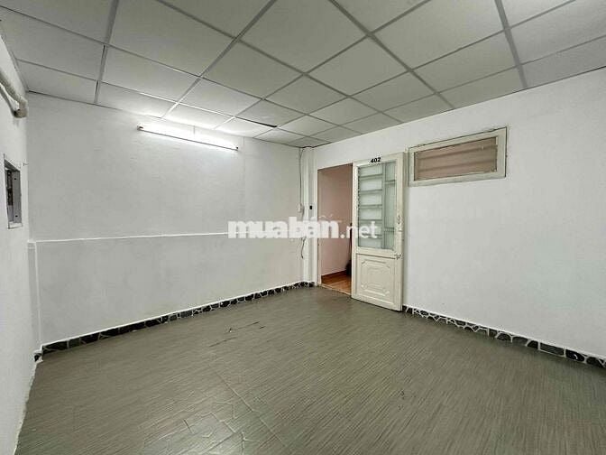 PHÒNG TRỌ GIÁ RẺ CÓ MÁY LẠNH NGAY GẦN CHỢ HẠNH THÔNG TÂY