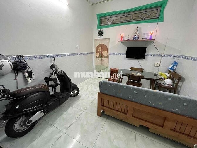 Chính chủ cho thuê nhà cấp 4 P.Bình Trị Đông hẻm xe hơi