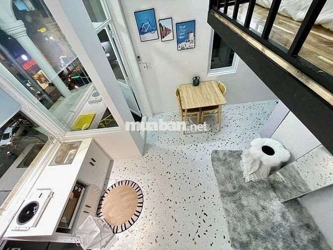 Duplex Ban công-View Q1- Siêu thoáng-Điện Biên Phủ -Hutech- Hồng Bàng