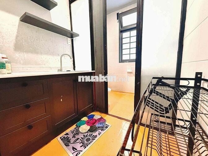 Cho thuê CHDV tách bếp, full nội thất ngay bệnh viện Bình Dân chỉ 5,4