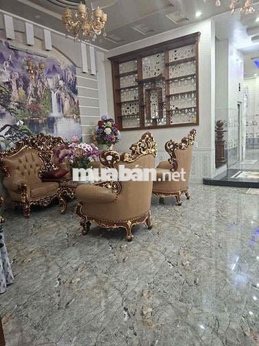 NHÀ MẶT TIỀN TRƯƠNG THỊ HOA Q12 CHO THUÊ