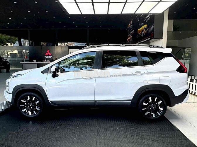 Khuyến mãi  Mitsubishi Xpander Premium 2026
