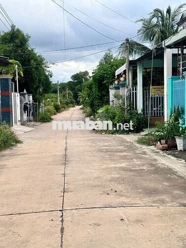 BÁN NHANH LÔ ĐẤT 244M2, GIÁ 550TR, SỔ SẴN, ĐƯỜNG BÊ TÔNG, CẠNH NHÀ DÂN