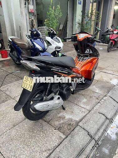 Honda Air Blade FI 2014 Cam đen