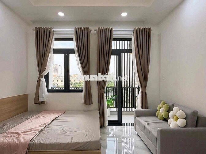 Căn Hộ Ban Công Khu Phan Xích Long Phú Nhuận Gần Trường Sa Quận 1