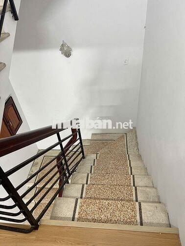 Cho thuê nhà 3 lầu 4 PN đường Bình Lợi, p13, Bình Thạnh. Giá 21tr/th
