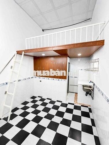 TRỌ ĐỐI DIỆN VINCOM DĨ AN - MÁY LẠNH - 1.8TR