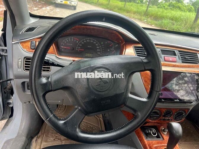 Mitsubishi Lancer Tự động