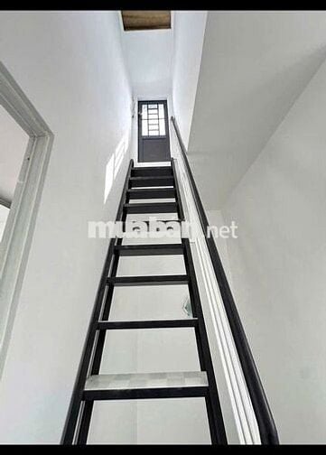 Bán nhà mới hẻm 154 yên tỉnh đường Âu Dương Lân P3 Q8 