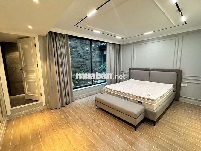 Cho thuê VILLA *** Phú Mỹ Hưng 3 mặt mặt tiền  Nam Thông Q7