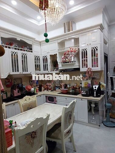 Bán nhà gần chợ Bình Thành, Bình Tân,dt 6x9m-4 tầng, hẻm 7m hơn 5tỏi