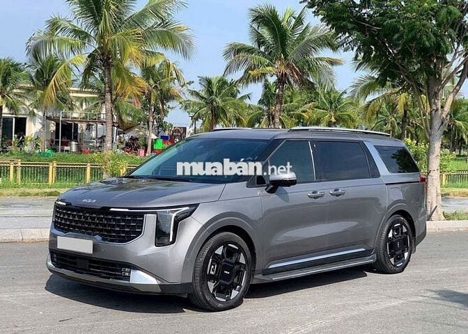 KIA CARNIVAL 2.2D SIGNATURE 7S 2025 GIA ĐÌNH LƯỚT