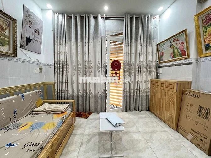 NHỈNH 5 TỶ NHÀ 4 TẦNG KIÊN CỐ NGAY AEON TÂN PHÚ 1TRỆT 2LẦU+SÂN THƯỢNG 