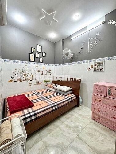 NHỈNH 5 TỶ NHÀ 4 TẦNG KIÊN CỐ NGAY AEON TÂN PHÚ 1TRỆT 2LẦU+SÂN THƯỢNG 