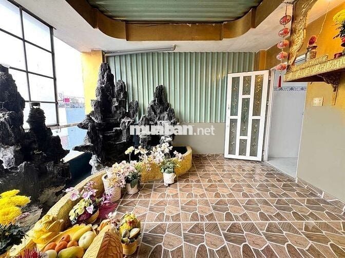 NHỈNH 5 TỶ NHÀ 4 TẦNG KIÊN CỐ NGAY AEON TÂN PHÚ 1TRỆT 2LẦU+SÂN THƯỢNG 