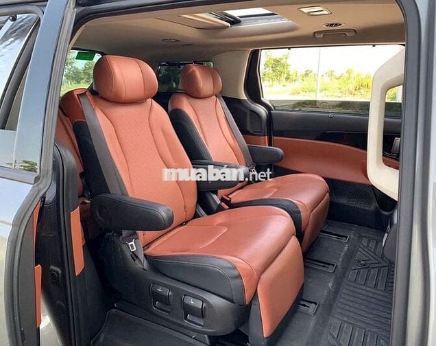 KIA CARNIVAL 2.2D SIGNATURE 7S 2025 GIA ĐÌNH LƯỚT