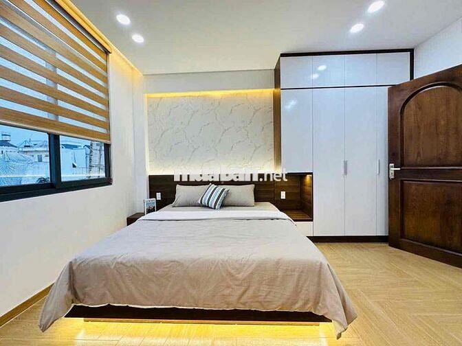 Cho thuê nhà 1/ Quang Trung full nt (4x16) lửng , 4 lầu , 4p , 6wc
