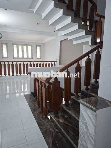 💥Cho thuê nhà 1trệt 4lầu 5pn 5wc 1bếp DT 4,5X20 nhà khu an sương