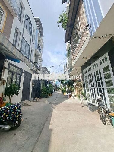 NHỈNH 5 TỶ NHÀ 4 TẦNG KIÊN CỐ NGAY AEON TÂN PHÚ 1TRỆT 2LẦU+SÂN THƯỢNG 