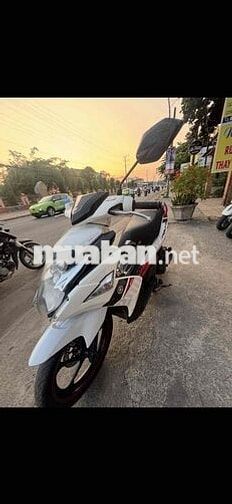 Yamaha Nouvo Trắng