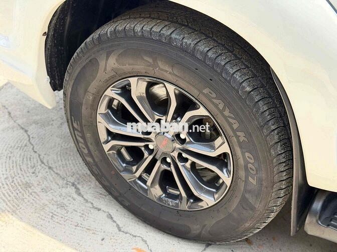 Toyota Fortuner Sportivo 2016 4x4 Tự Động BẢO HÀNH