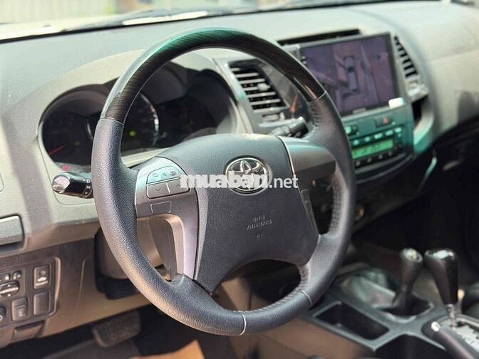 Toyota Fortuner Sportivo 2016 4x4 Tự Động BẢO HÀNH