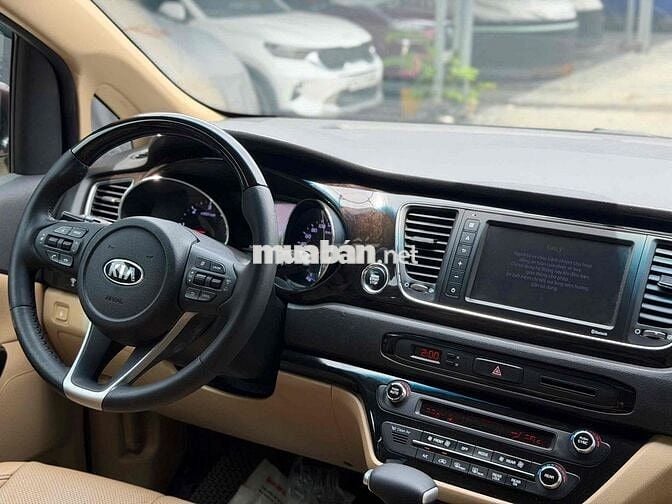 KIA Sedona 2018 2.2 Full Dầu XE 1 CHỦ RẤT MỚI